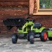 Traktorius su priekaba ir kaušu nuo pedalų „Falk Claas“